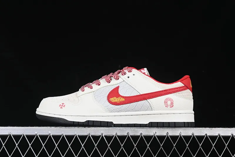 All categories Nk SB Dunk Series Nk SB Dunk Low High-end customized low-top sneakers Nk SB Dunk Low Year of the Snake limited edition Lucky Cloud Red Hook Anniversary high-end customized low-top casual sneakers DJ2024-094